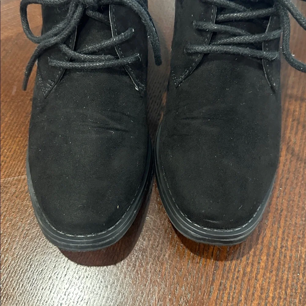 Kenneth Cole Reaction Boys Shoes Size 1